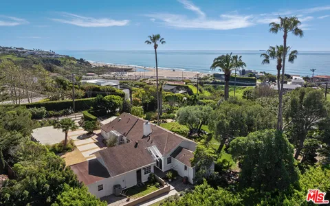$4,850,000 | 29701 Baden Place, Malibu, CA 90265