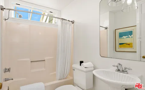 $4,850,000 | 29701 Baden Place, Malibu, CA 90265