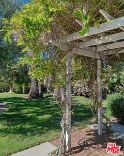 $4,850,000 | 29701 Baden Place, Malibu, CA 90265