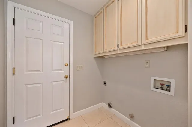 a view of empty room