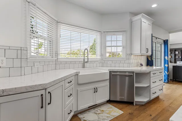 $775,000 | 1621 English Oak Drive, Champaign, IL 61822