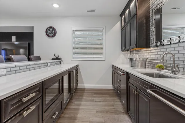 $775,000 | 1621 English Oak Drive, Champaign, IL 61822