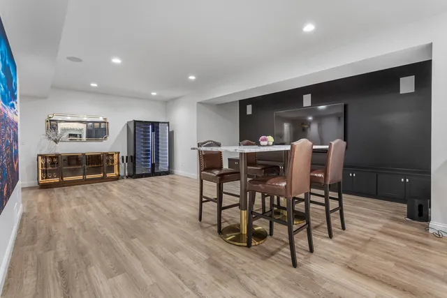 $775,000 | 1621 English Oak Drive, Champaign, IL 61822