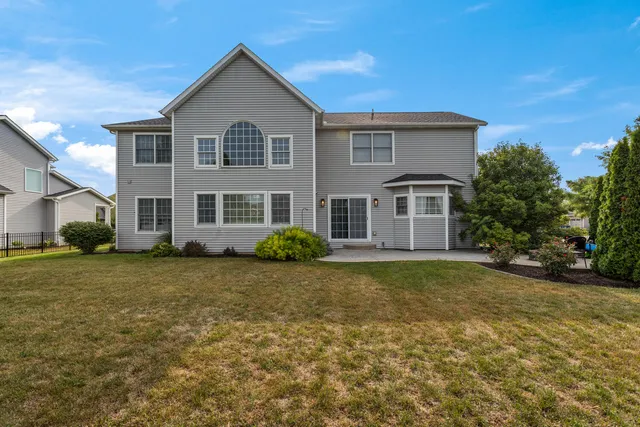 $775,000 | 1621 English Oak Drive, Champaign, IL 61822