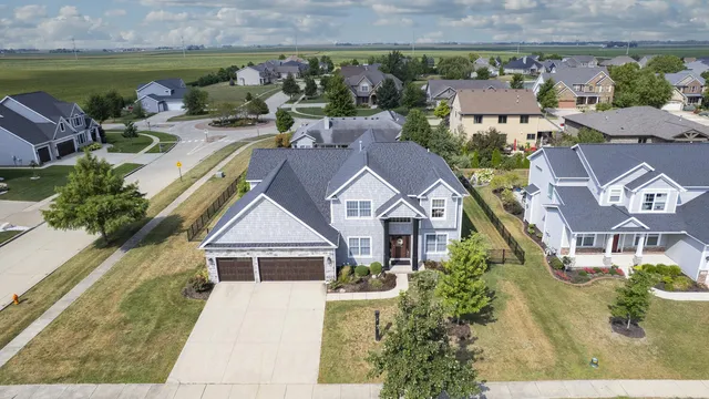 $775,000 | 1621 English Oak Drive, Champaign, IL 61822