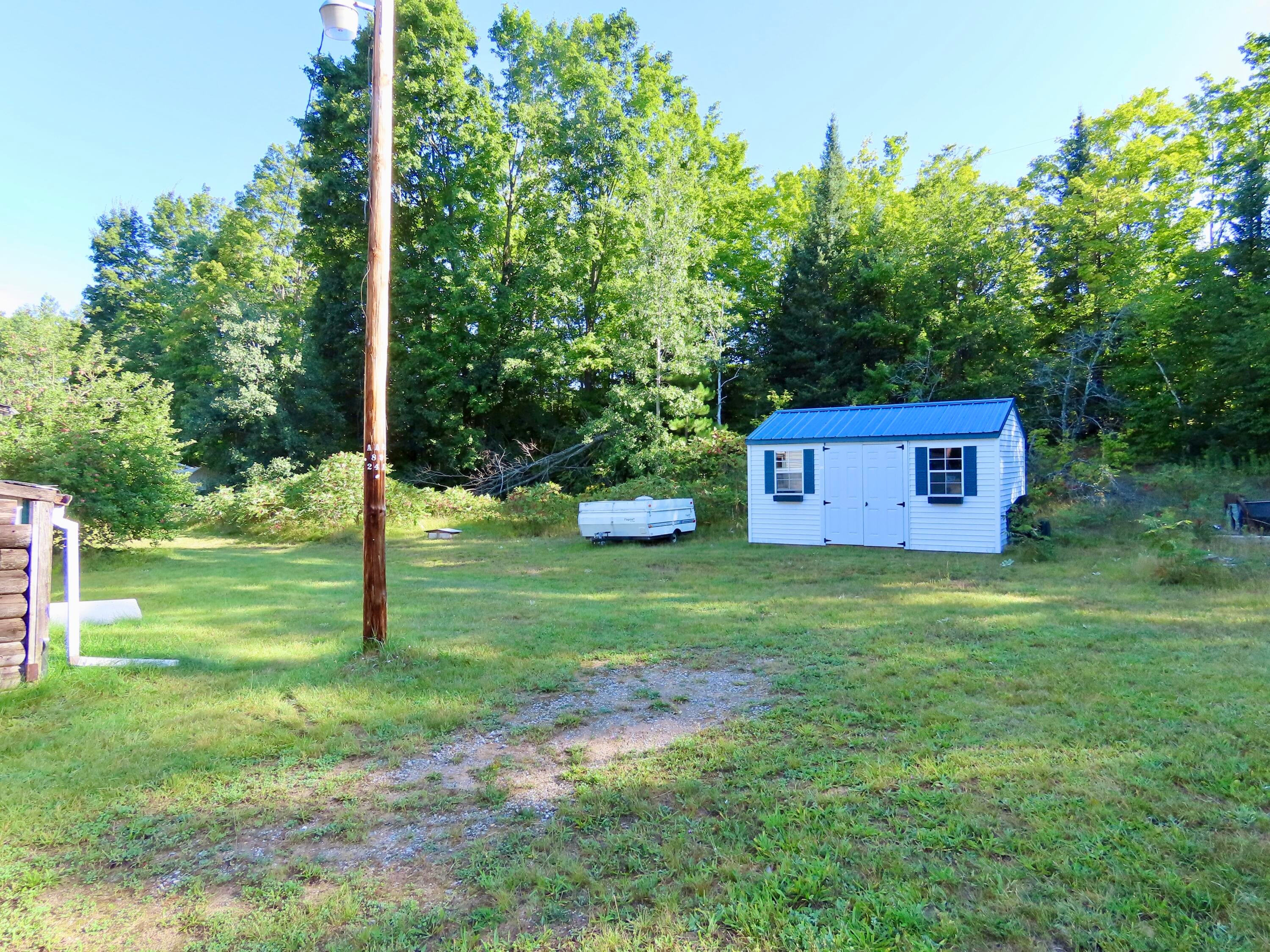 17620 Dobbyn Road Atlanta, MI 49709 - Photo 5 of 48 12X16 Shed