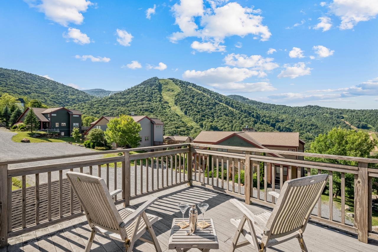 27 Eagle's Ridge, Unit 39A Killington, VT 05751 - Photo 4 of 60 Gallery Image 4