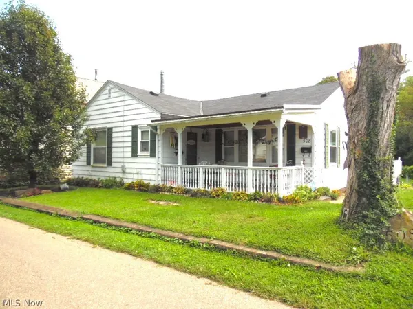 $130,000 | 508 Coe Avenue, Coshocton, OH 43812