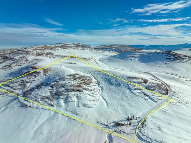 a view of a ocean view