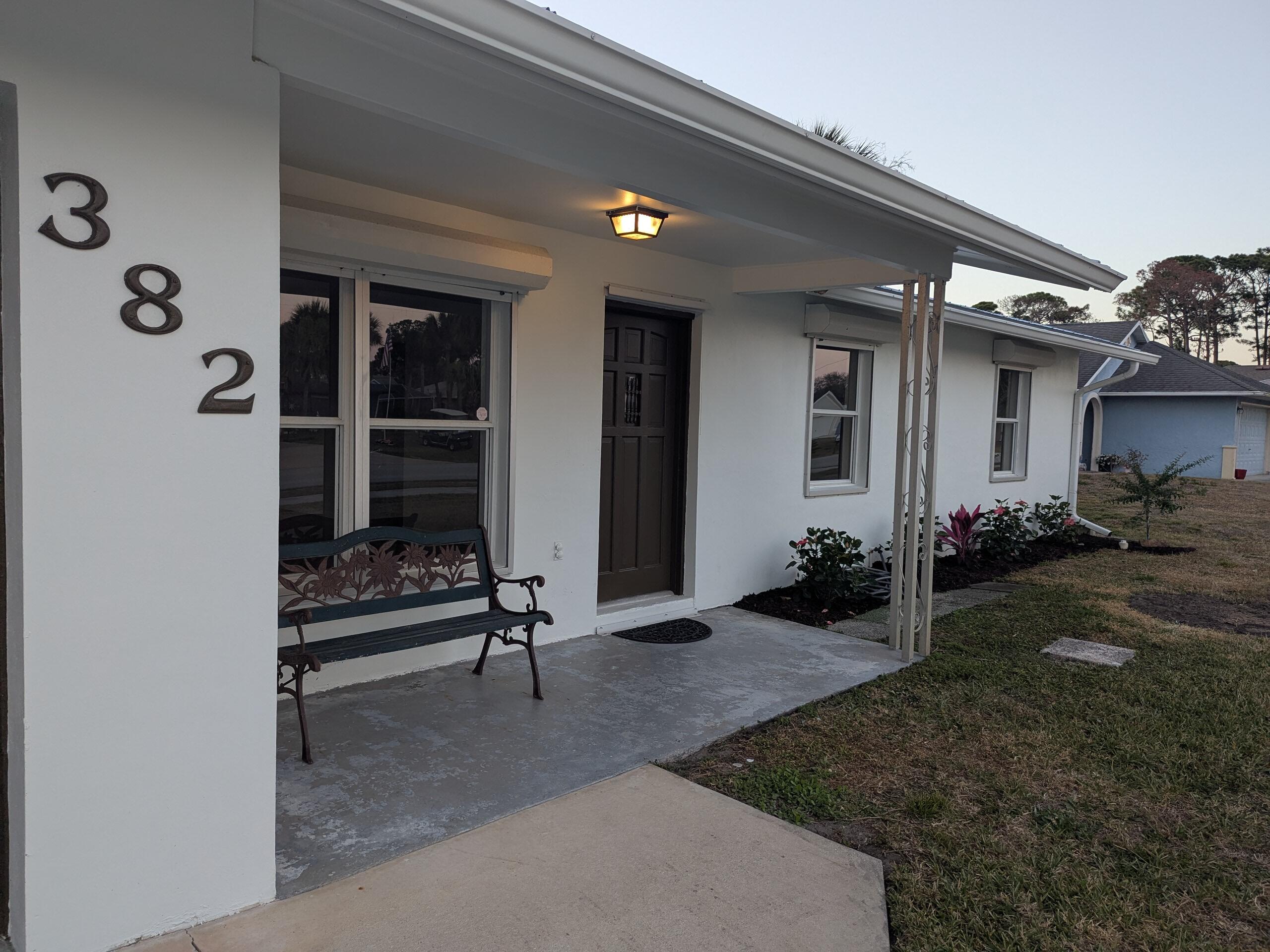 382 Easy Street Sebastian, FL 32958 - Photo 1 of 17 FRONT