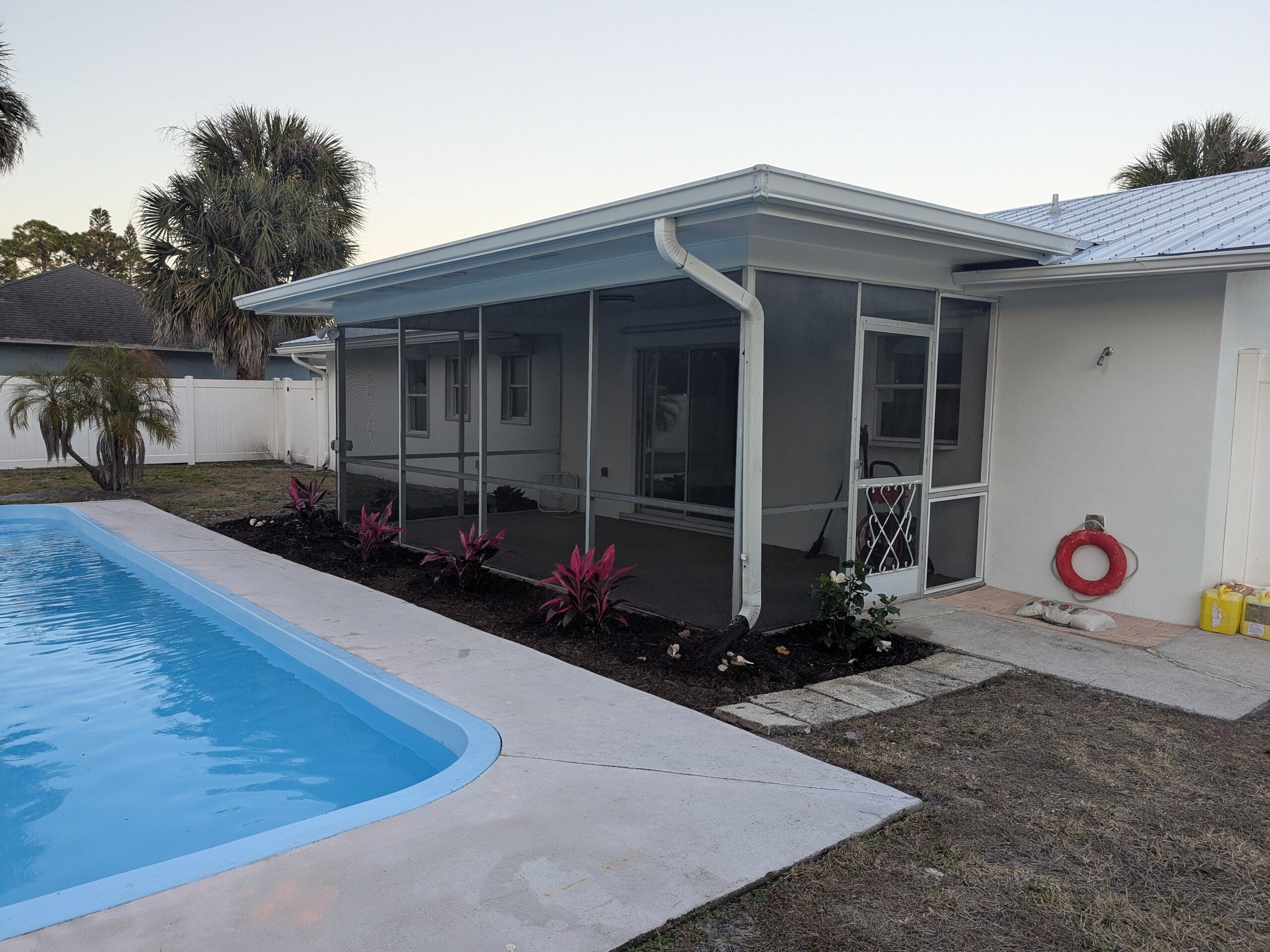 382 Easy Street Sebastian, FL 32958 - Photo 17 of 17 PXL_20260213_230532170