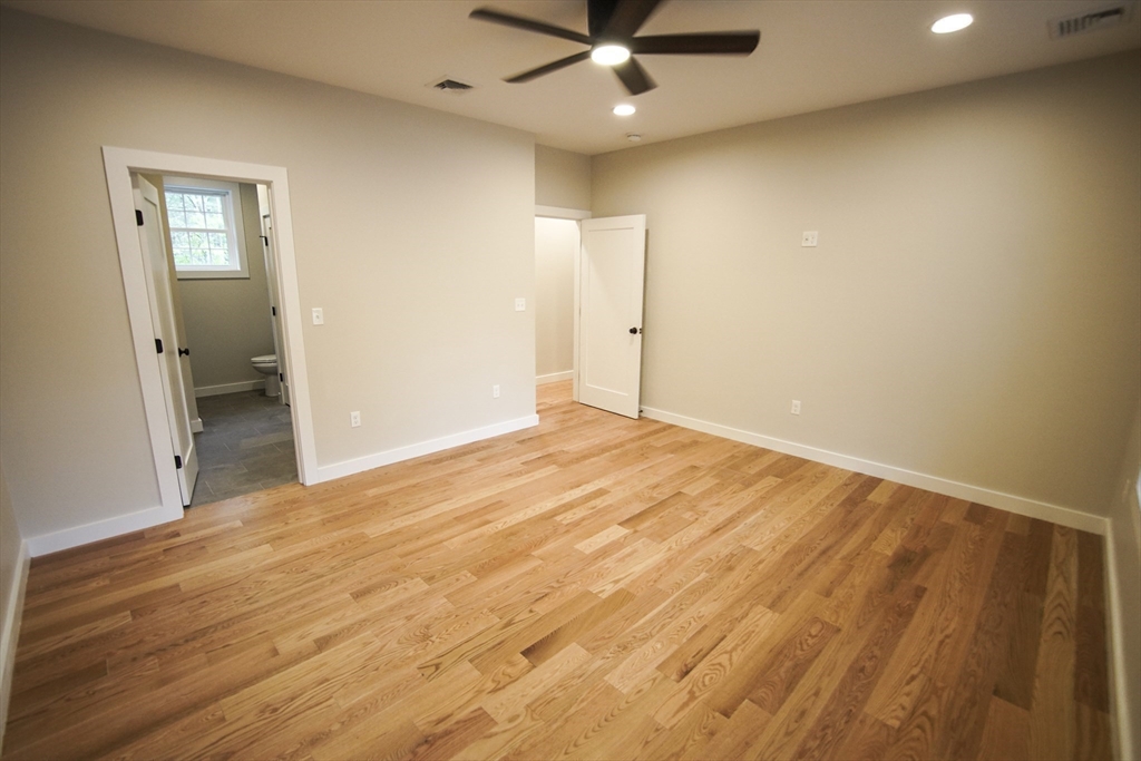 140 Tispaquin Street Middleboro, MA 02346 - Photo 23 of 39