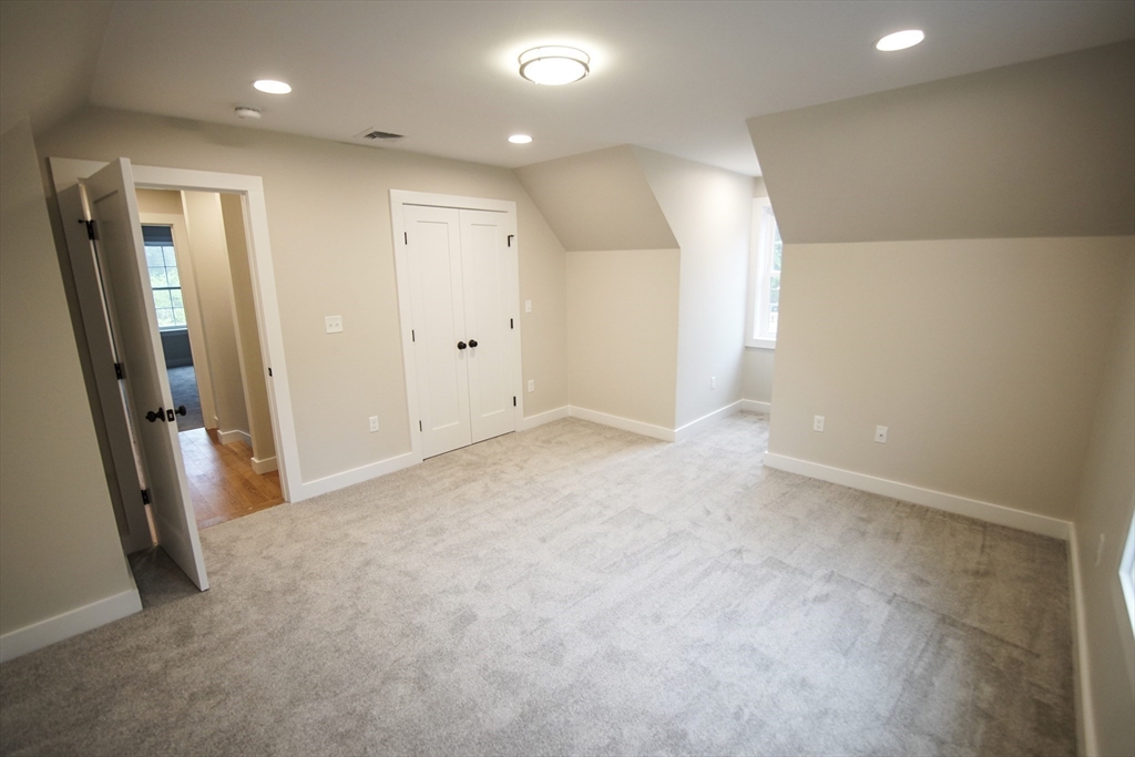 140 Tispaquin Street Middleboro, MA 02346 - Photo 31 of 39