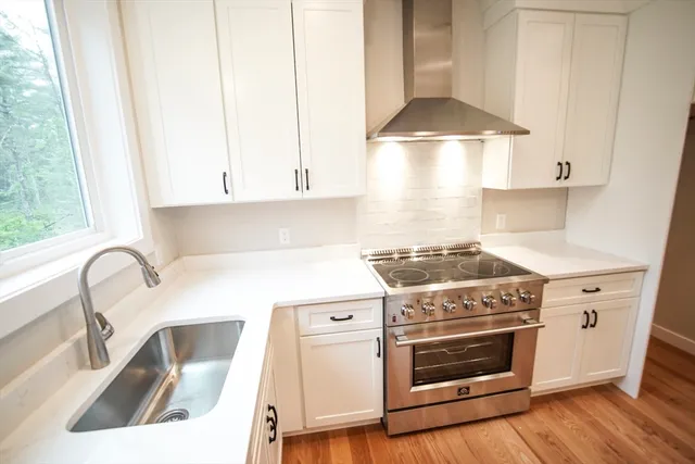 $785,000 | 140 Tispaquin Street, Middleboro, MA 02346