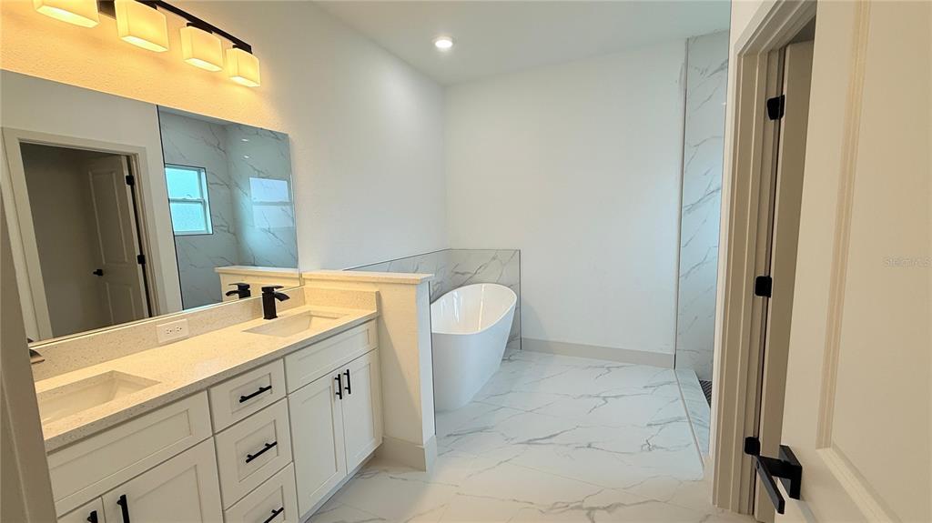 16582 Southwest 30th Ter Road Ocala, FL 34473 - Photo 13 of 25 Gallery Image 13