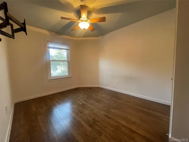 a view of work space with furniture