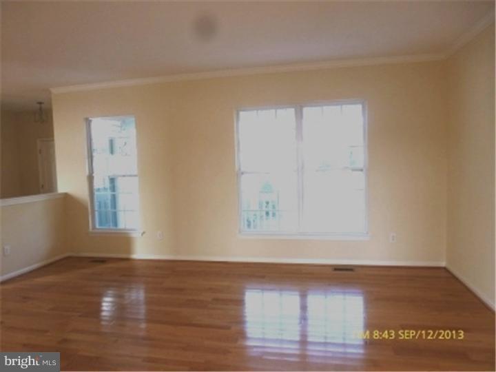 108 Milbury Road Coatesville, PA 19320 - Photo 4 of 20 Living Room