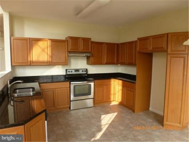 108 Milbury Road Coatesville, PA 19320 - Photo 6 of 20 Kitchen