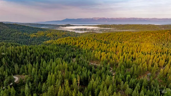 $22,500,000 | 1 Warm Lake Road, Cascade, ID 83611