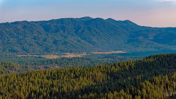 $22,500,000 | 1 Warm Lake Road, Cascade, ID 83611