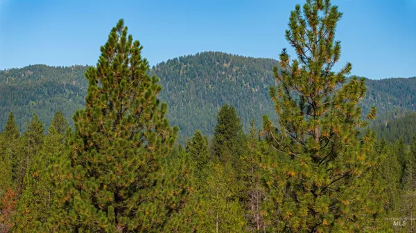 $22,500,000 | 1 Warm Lake Road, Cascade, ID 83611