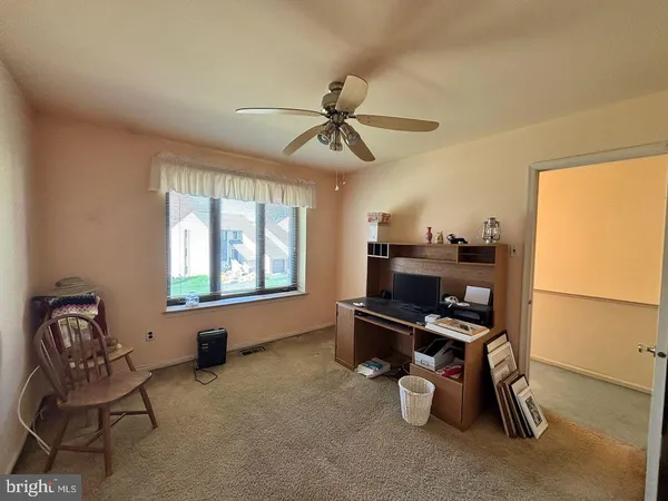$374,900 | 35 Golf Club Drive, Langhorne, PA 19047