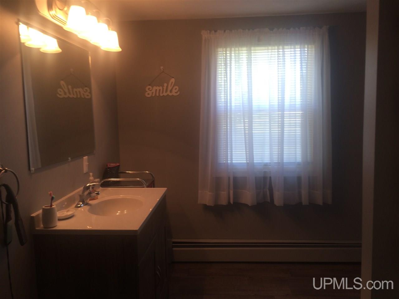 7013 M 5 Escanaba, MI 49829 - Photo 16 of 22