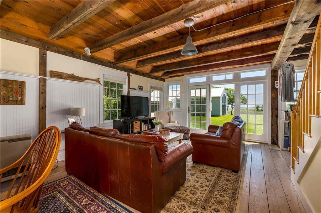 14 Seapoint Road Kittery Point, ME 03905 - Photo 27 of 35 The Carriage House was originally...