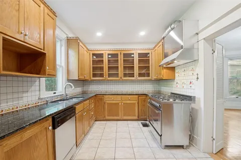 $635,000 | 111 South Willomet Avenue, Dallas, TX 75208