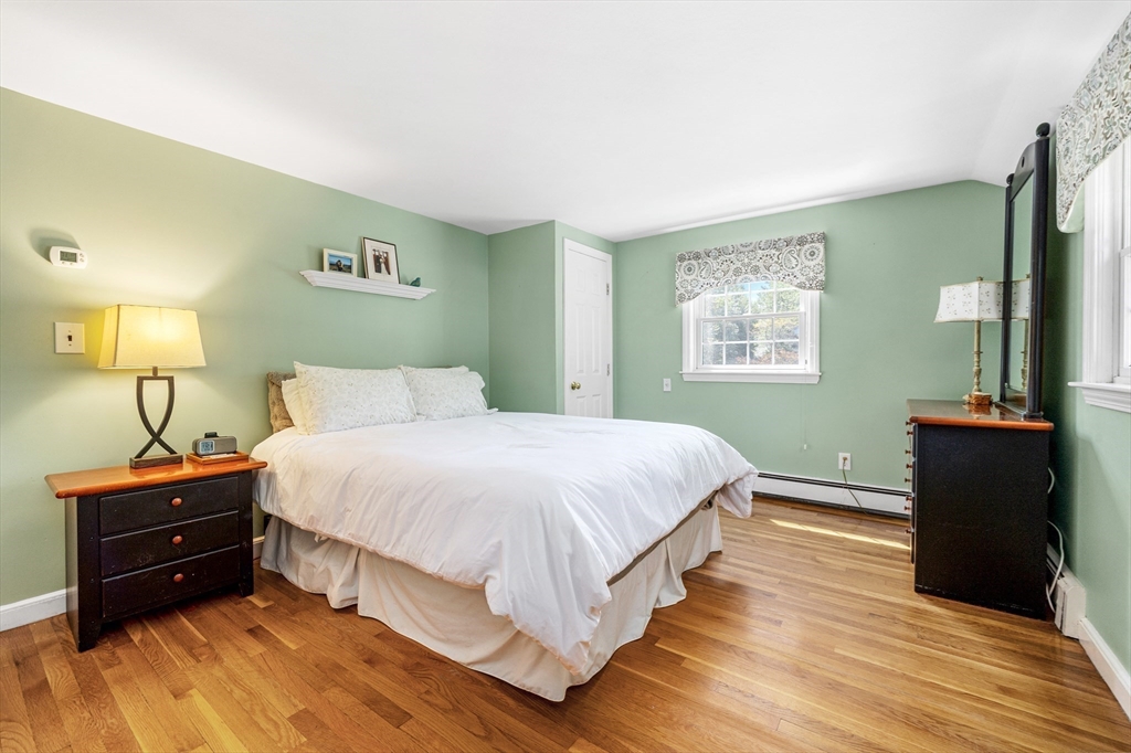 20 Brewster Road Hingham, MA 02043 - Photo 24 of 32 Gallery Image 24