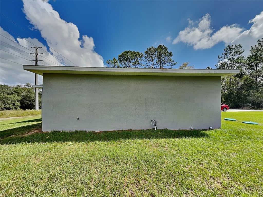 2555 West Royal Palm Drive Citrus Springs, FL 34434 - Photo 14 of 15