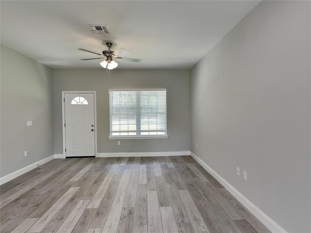 2555 West Royal Palm Drive Citrus Springs, FL 34434 - Photo 2 of 15