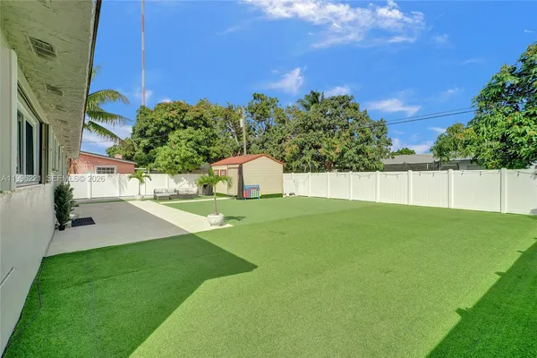 $3,900 | 19625 Northwest 6th Place, Miami Gardens, FL 33169
