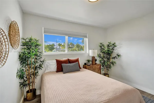 $3,900 | 19625 Northwest 6th Place, Miami Gardens, FL 33169