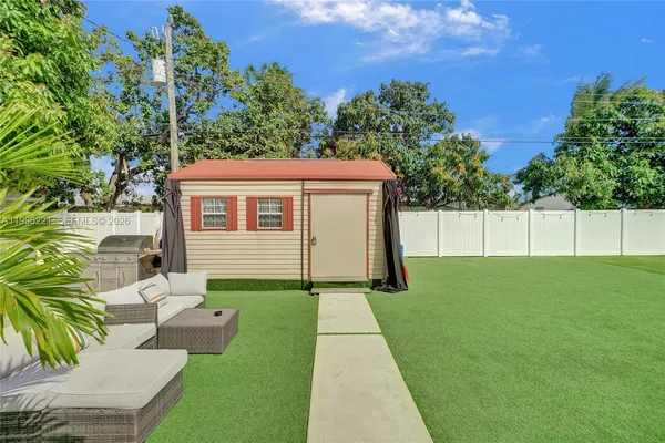 $3,900 | 19625 Northwest 6th Place, Miami Gardens, FL 33169