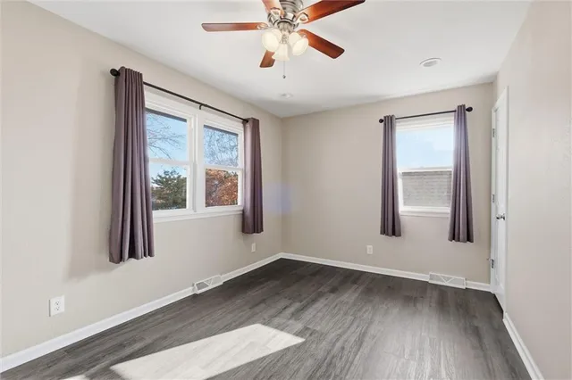 $279,000 | 8002 Campbell Street, Kansas City, MO 64131