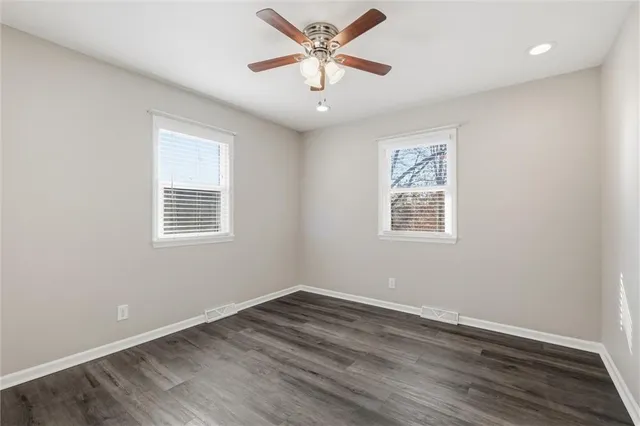 $279,000 | 8002 Campbell Street, Kansas City, MO 64131