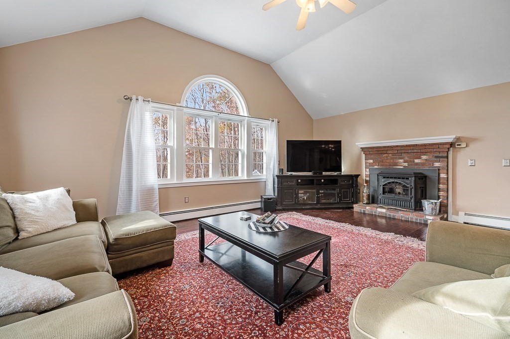 17 Buffum Road Charlton, MA 01507 - Photo 11 of 35 Gallery Image 11