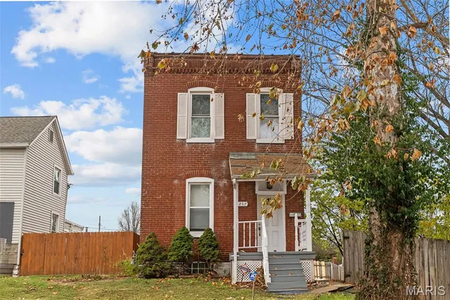 $169,900 | 4267 Miami Street, St. Louis, MO 63116