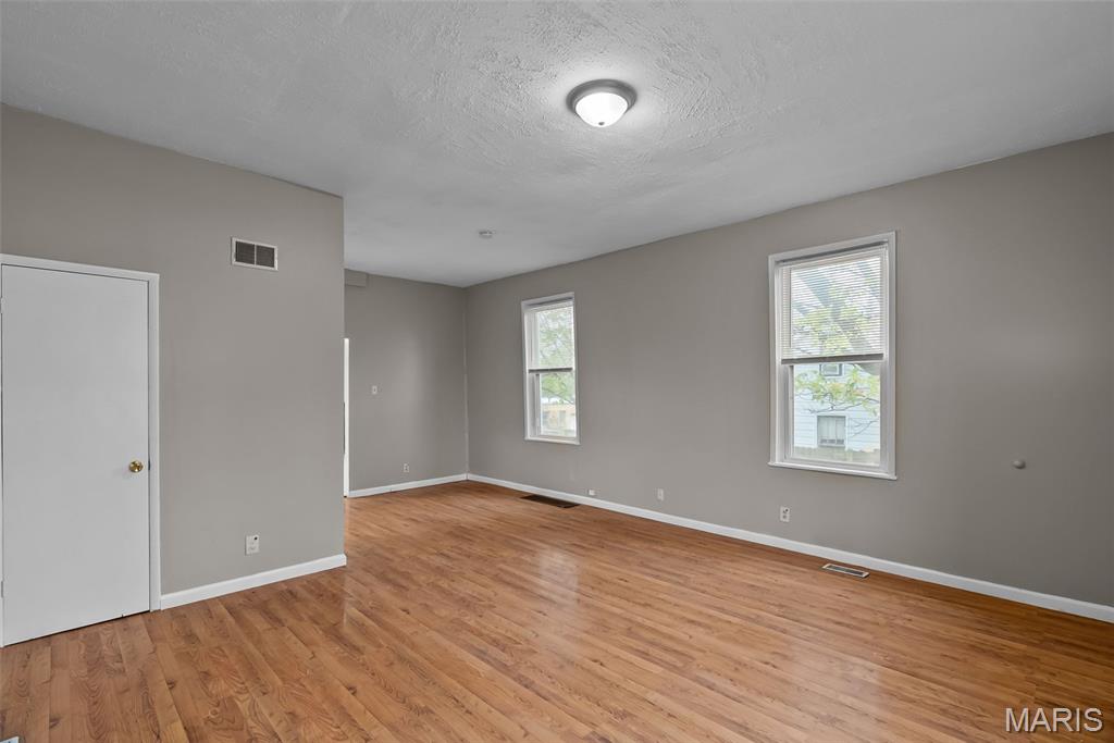 4267 Miami Street St. Louis, MO 63116 - Photo 4 of 40