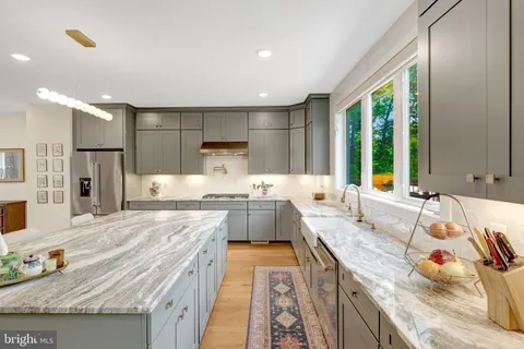 $1,295,000 | 1622 Fellowship Square, Reston, VA 20190