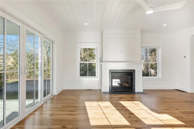 $1,585,000 | 1 Knowlton Court, Bristol, RI 02809