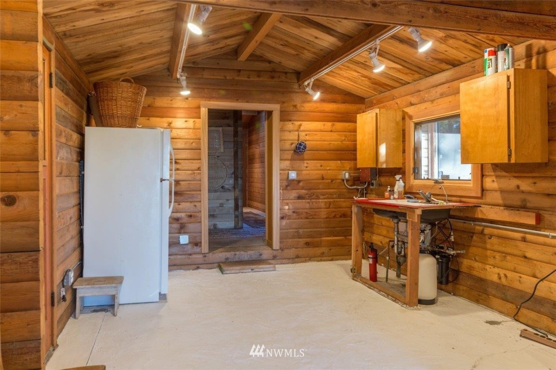 1211 Griffith Point Road Nordland, WA 98358 - Photo 13 of 25