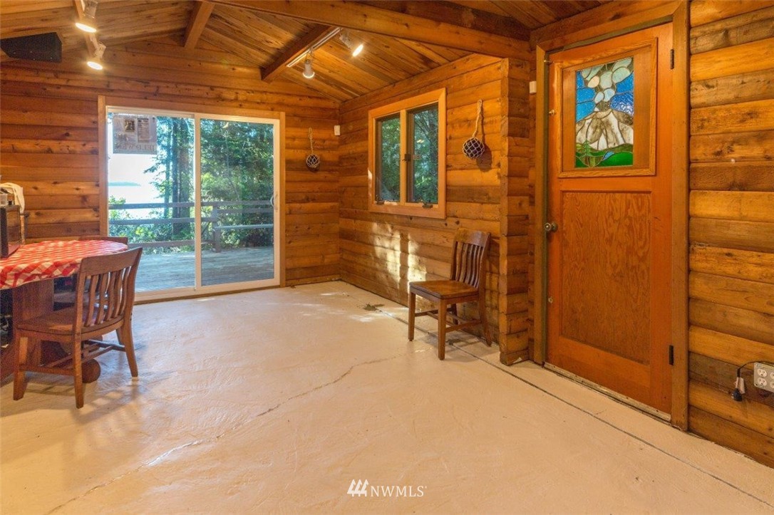 1211 Griffith Point Road Nordland, WA 98358 - Photo 14 of 25