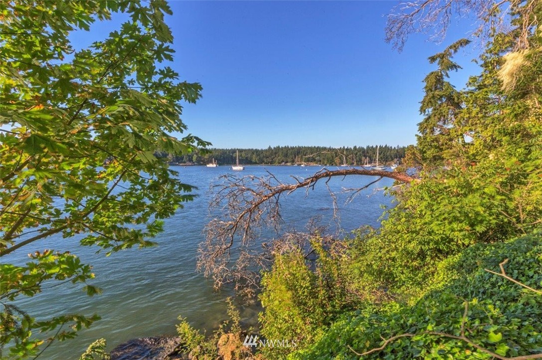 1211 Griffith Point Road Nordland, WA 98358 - Photo 19 of 25