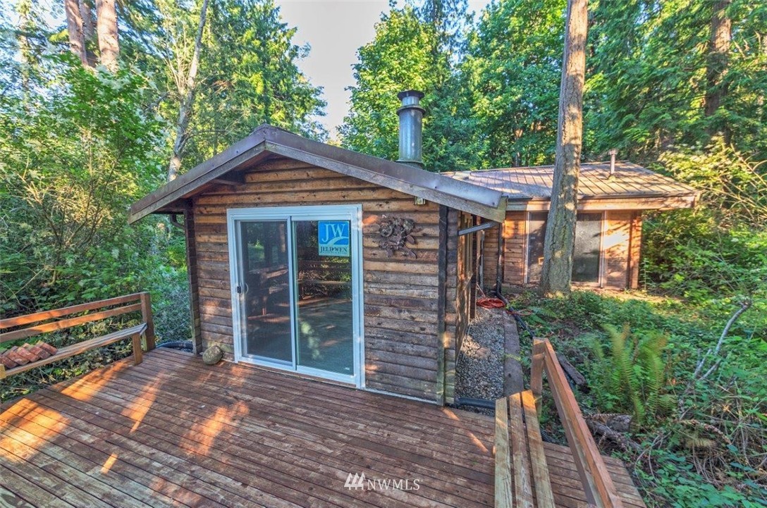 1211 Griffith Point Road Nordland, WA 98358 - Photo 3 of 25