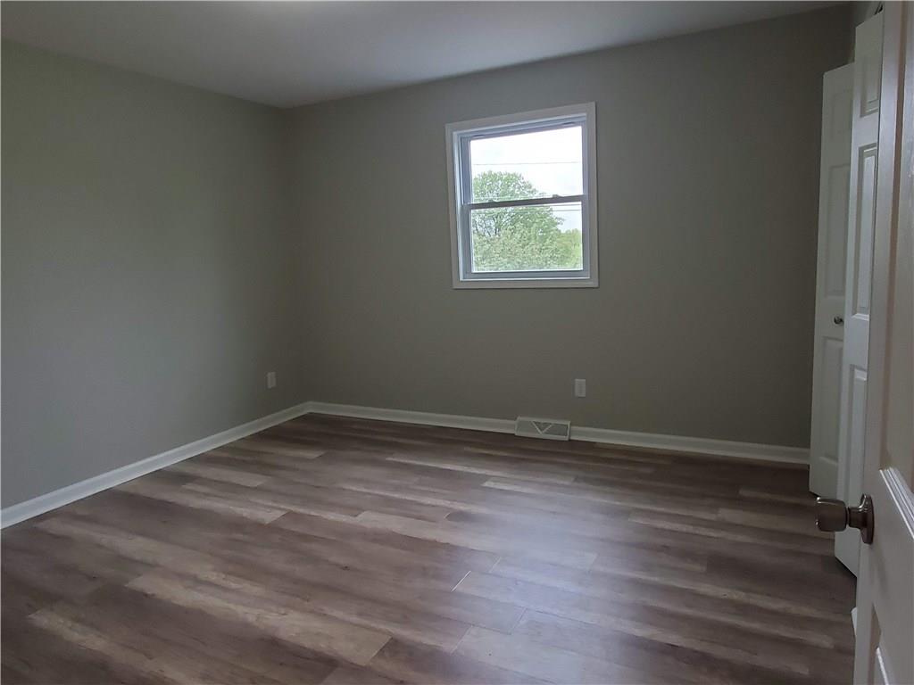 1820 Pulaski Road New Castle, PA 16105 - Photo 13 of 25