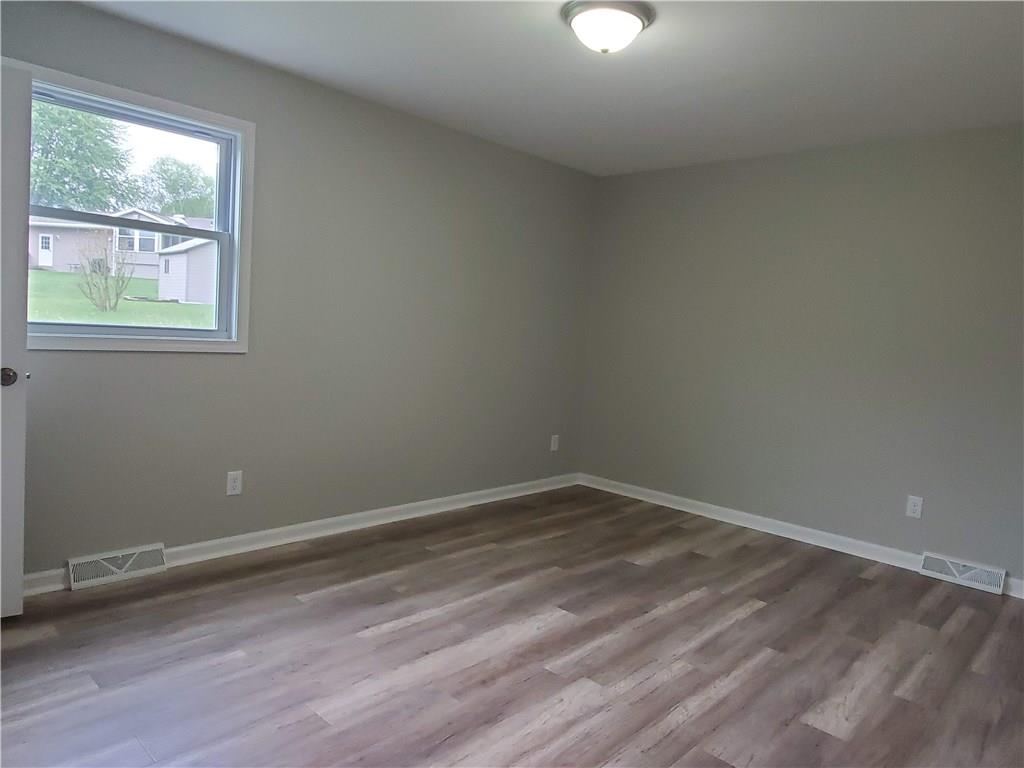 1820 Pulaski Road New Castle, PA 16105 - Photo 14 of 25