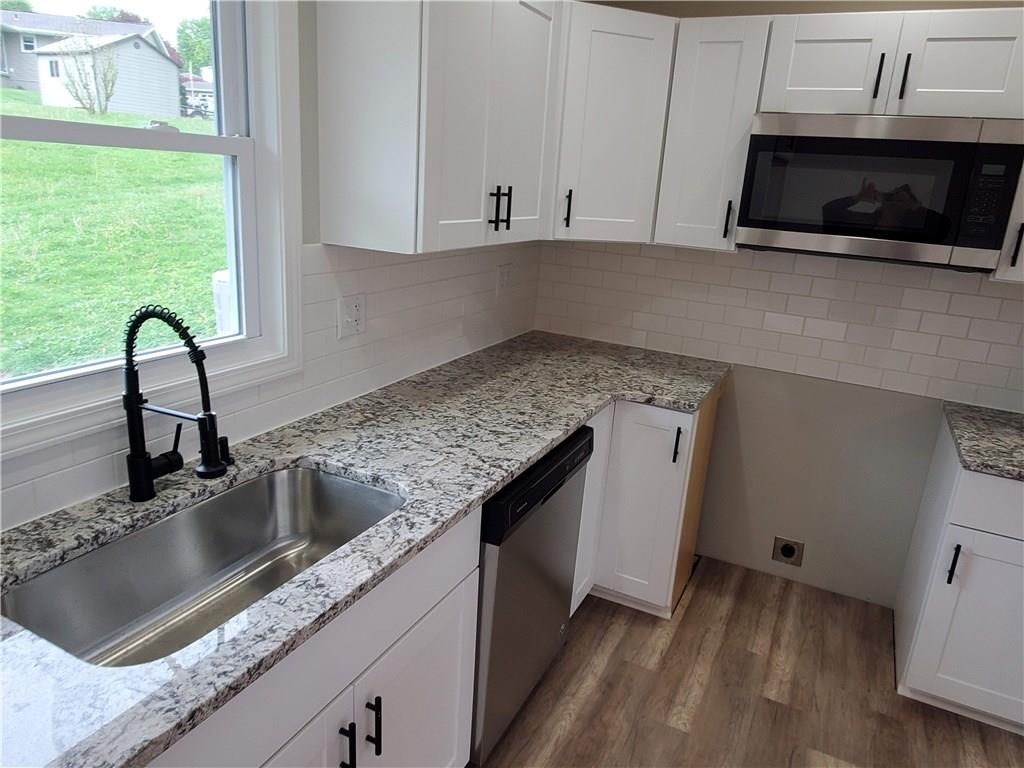 1820 Pulaski Road New Castle, PA 16105 - Photo 6 of 25