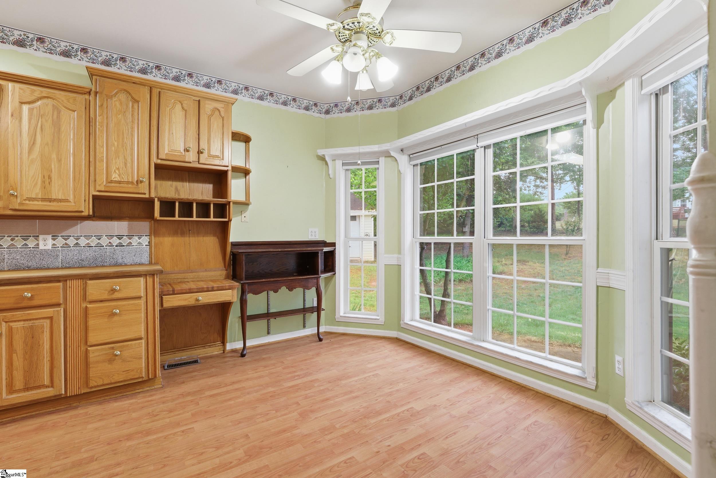 950 Spring Valley Road Inman, SC 29349 - Photo 15 of 37 Gallery Image 15